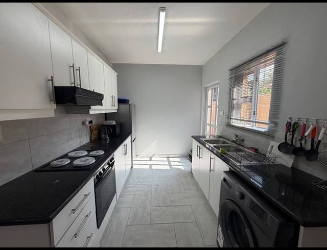 1 BEDROOM PROPERTY TO RENT IN HERRWOOD PARK